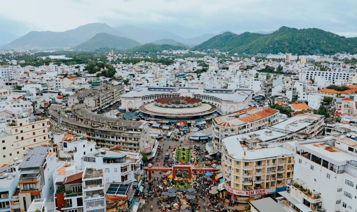 Chợ Đầm Nha Trang – Biểu tượng mua sắm giữa lòng phố biển