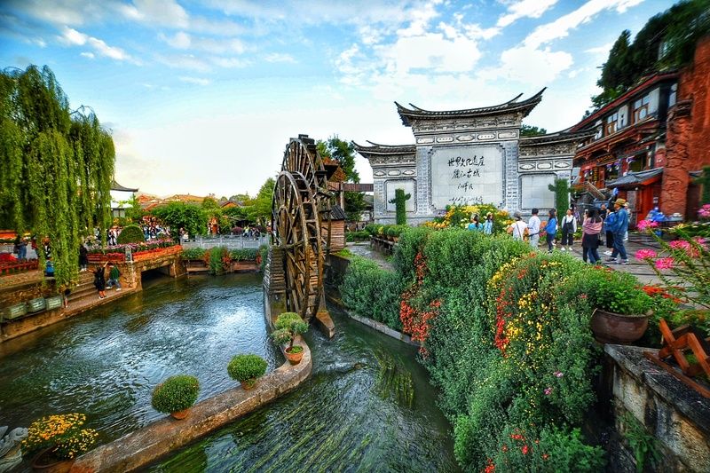 Lệ Giang ShangriLa: Tại sao đây là combo du lịch hoàn hảo nhất Trung Quốc?
