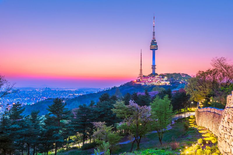 Du lịch Tháp Namsan: Cẩm nang từ A-Z cho chuyến đi lãng mạn