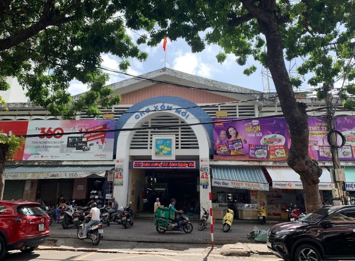 Chợ Xóm Mới