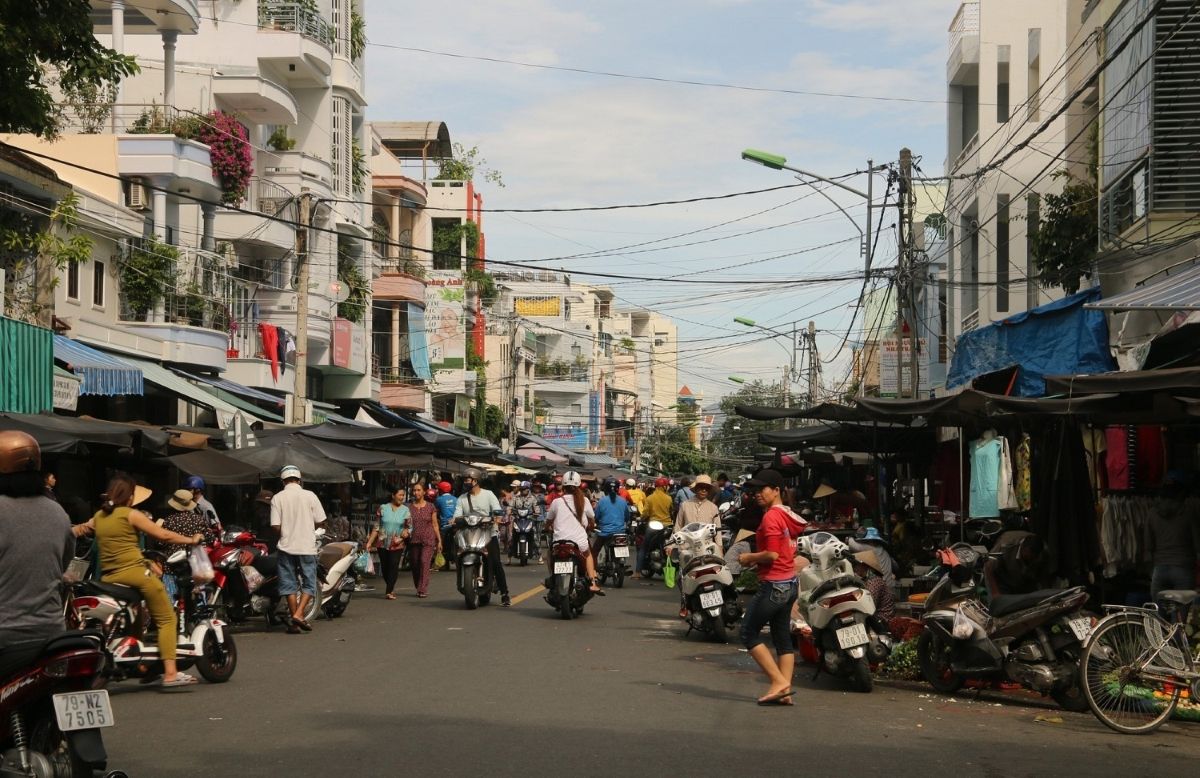 Chợ Xóm Mới