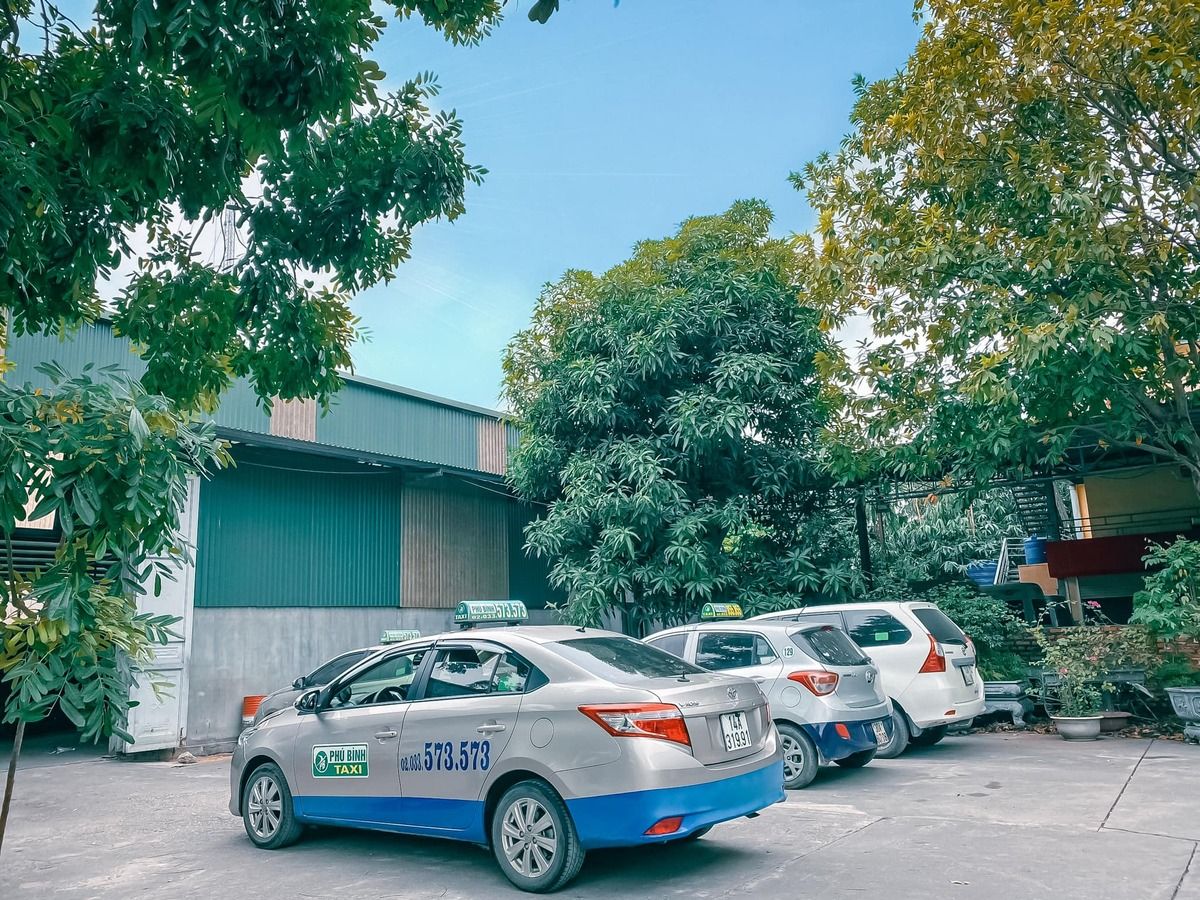 Tài xế Taxi Phú Bình thân thiện, phục vụ tận nơi