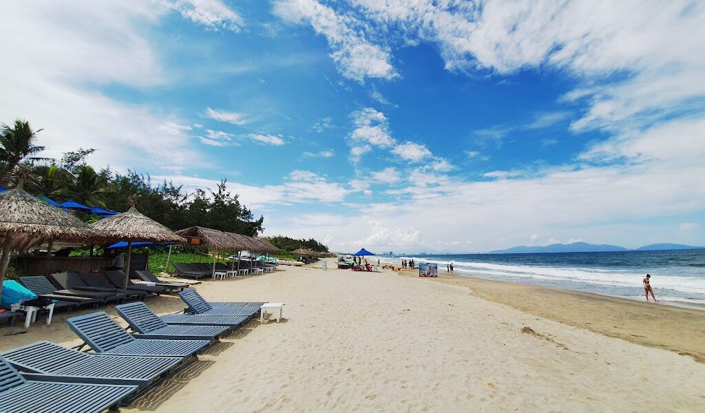 Biển Cửa Đại – Bức tranh thủy mặc mỗi buổi bình minh