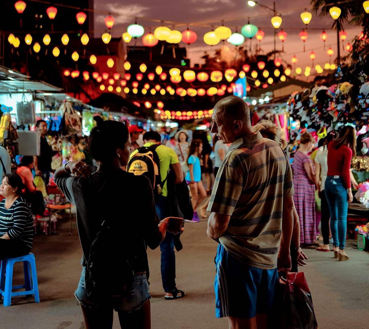 Chợ đêm Nha Trang – Địa điểm ăn vặt nổi tiếng