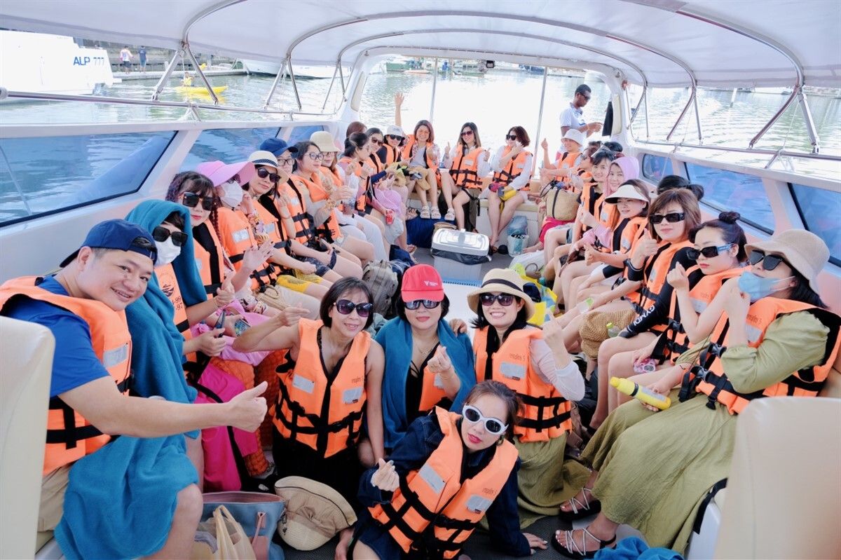 Đi Phuket theo tour – Lựa chọn an toàn, tiện lợi