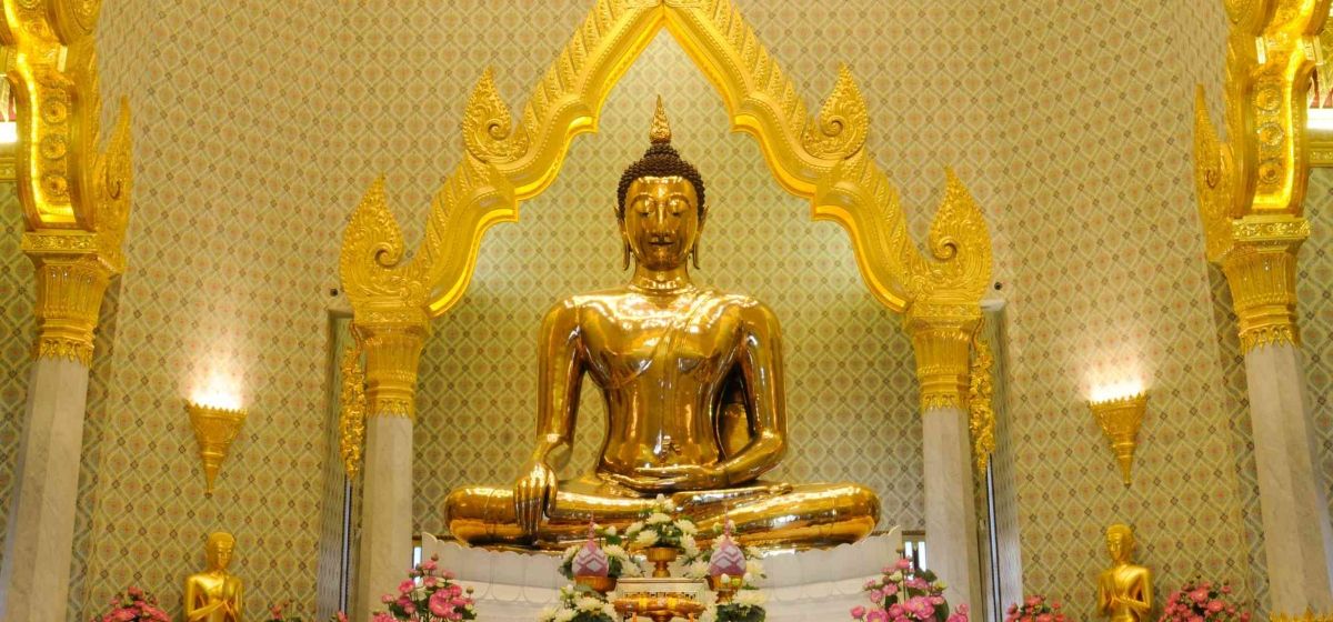 Tượng Phật vàng – Tuyệt tác linh thiêng bên trong chùa Vàng Thái Lan