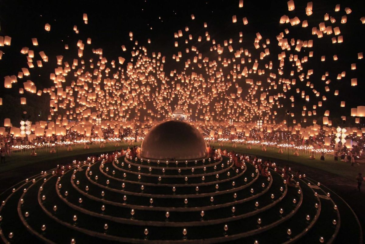 Lễ hội thả đèn Chiang Mai