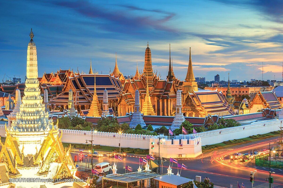 Khám phá các đền chùa linh thiêng