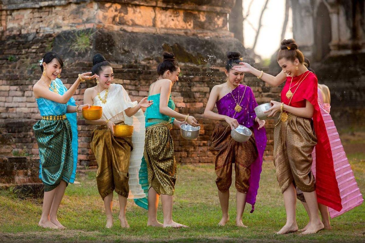 Songkran Festival vừa náo nhiệt vừa đậm bản sắc văn hóa Thái Lan