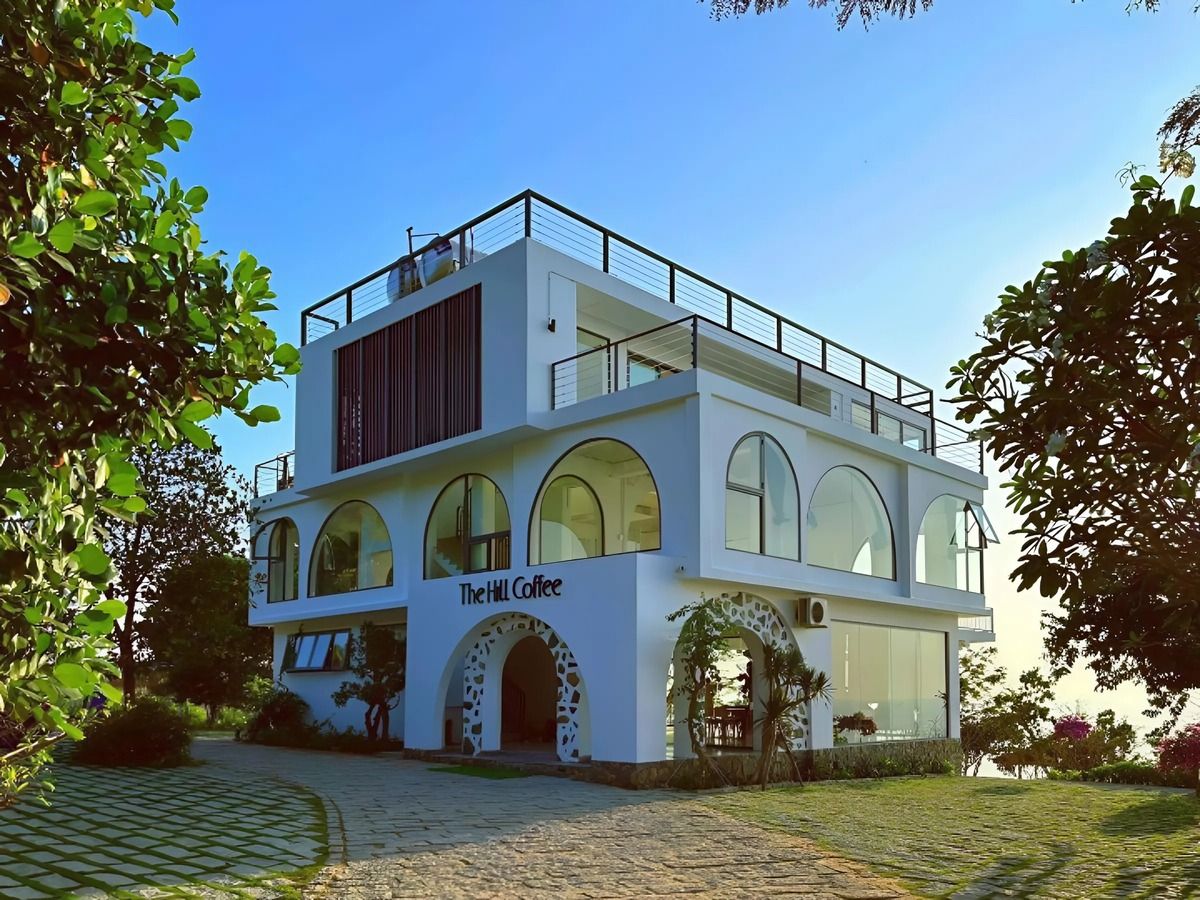 The Hill Coffee Vũng Tàu - Quán cafe đẹp vũng tàu với view biển tuyệt đẹp