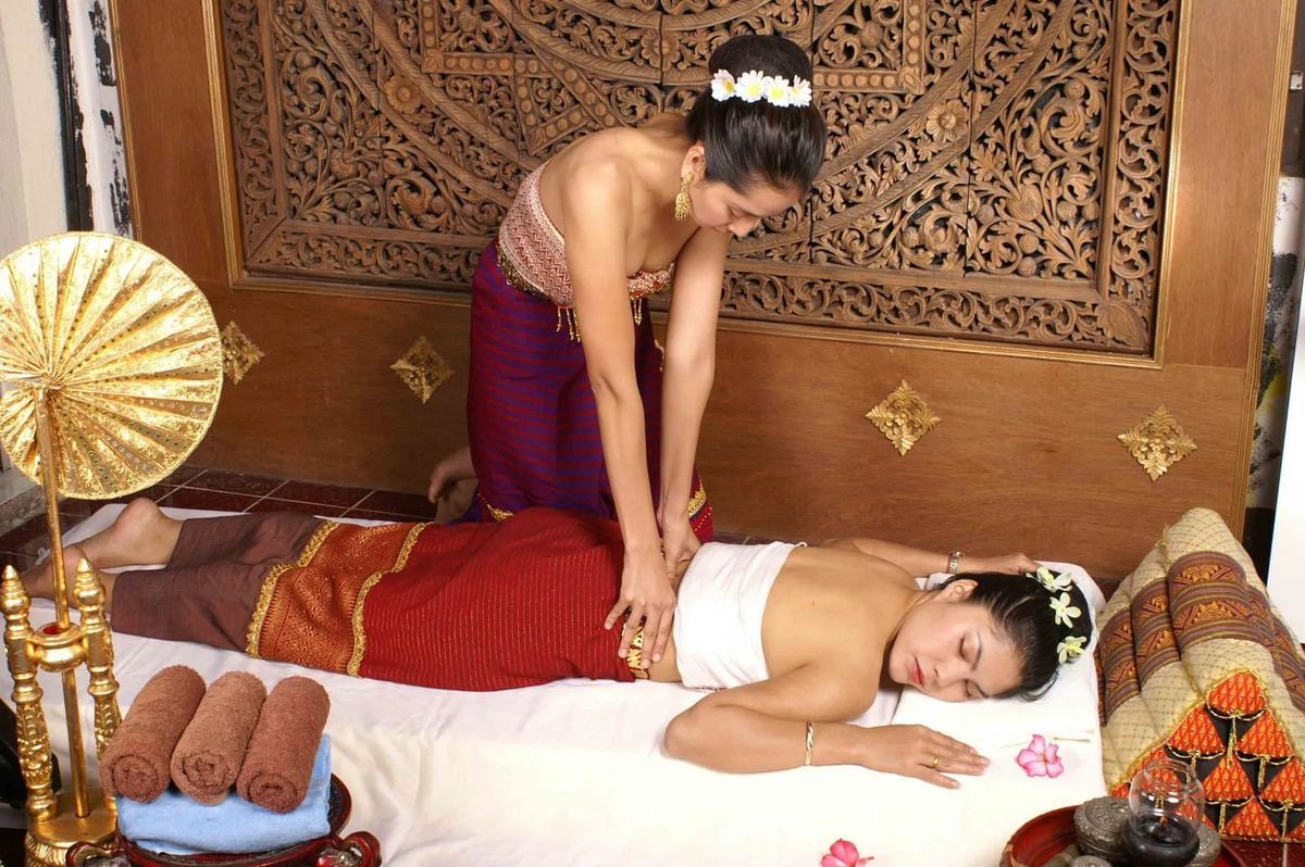 Thư giãn với các dịch vụ spa và massage