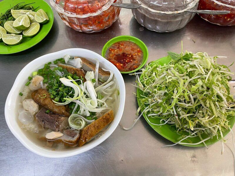 Yến sào Khánh Hòa
