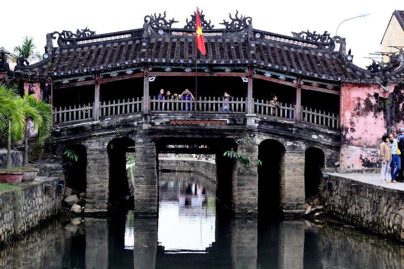 Vị trí và hướng dẫn đường đi đến chùa Cầu