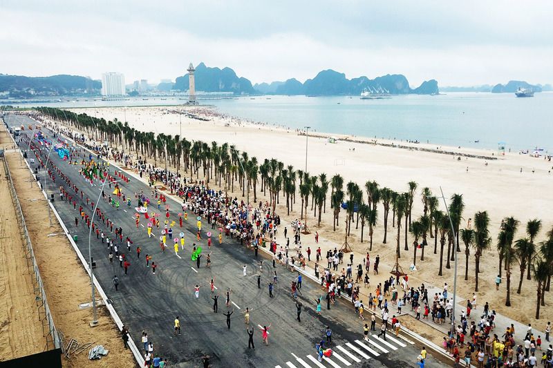 Biển Bãi Cháy ở đâu?