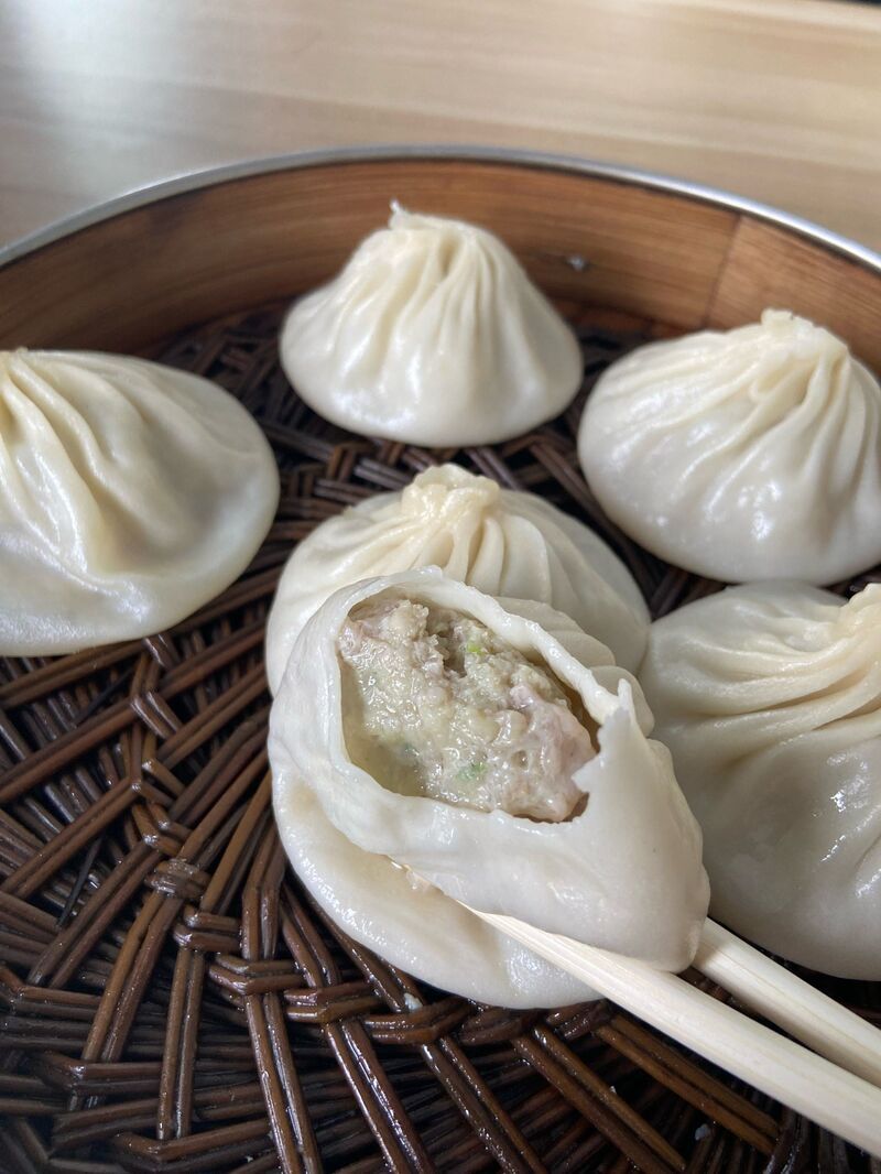 Bánh bao nhân thịt