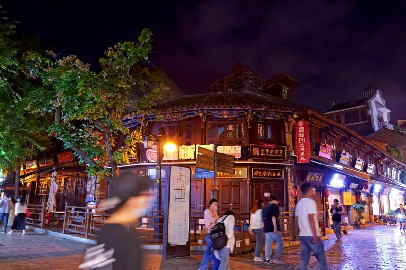 tour image