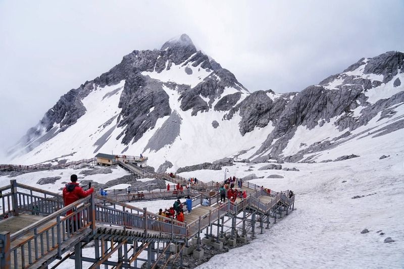 Mùa đông (tháng 12–2)