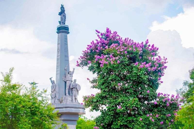 Tượng đài Chiến Thắng Măng Đen