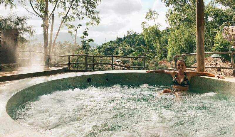 Khu du lịch suối khoáng nóng Tháp Bà