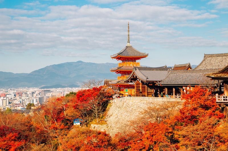 Kyoto – Thành phố cổ rực rỡ sắc lá phong