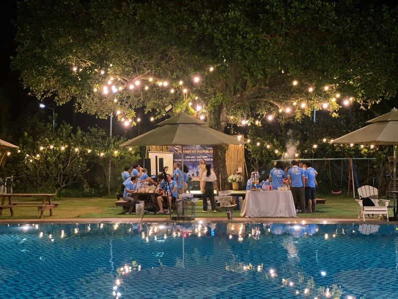 Resort hoặc khu nghỉ dưỡng ngoại ô