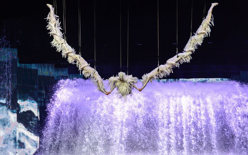 Giá vé của show diễn Lệ Giang Thiên Cổ Tình