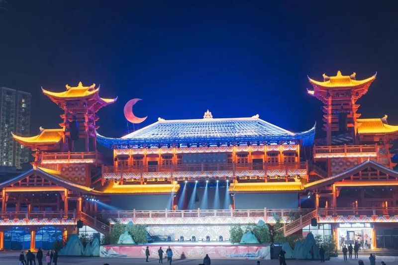 Nữ Nhi Thành về đêm