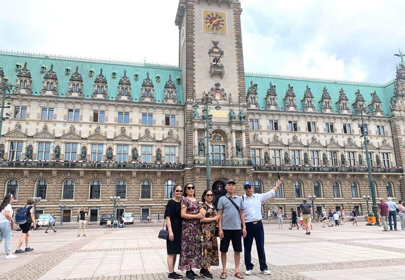 Tour đoàn quốc tế là gì?