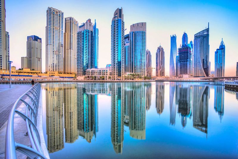 Dubai là thủ đô hay thành phố lớn nhất của UAE?