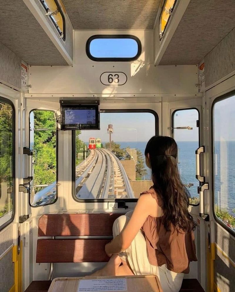 Tàu điện ven biển Haeundae