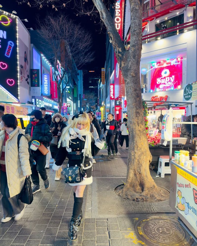 Khu phố Myeongdong