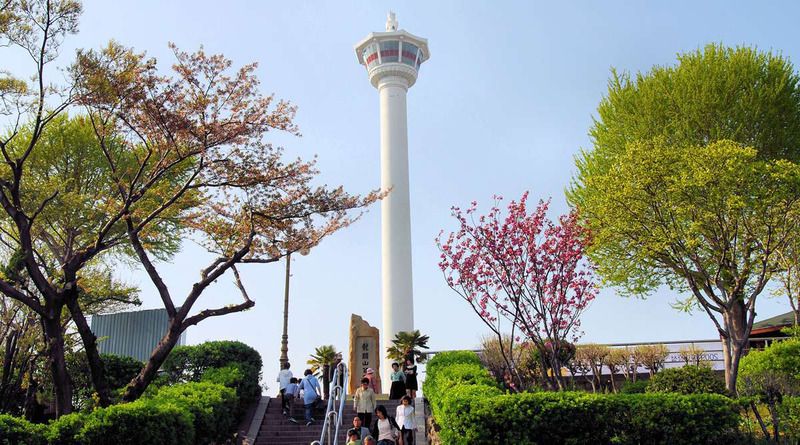 Tháp Busan