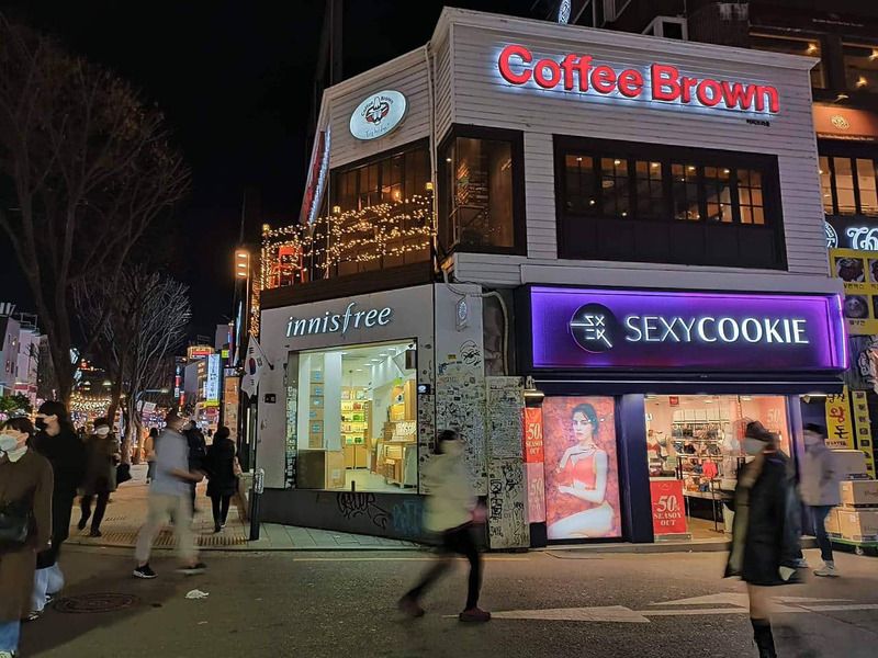 Khu phố Myeongdong