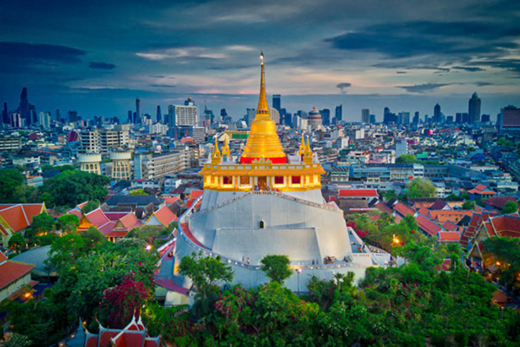 Chùa Núi Vàng (Wat Saket) 