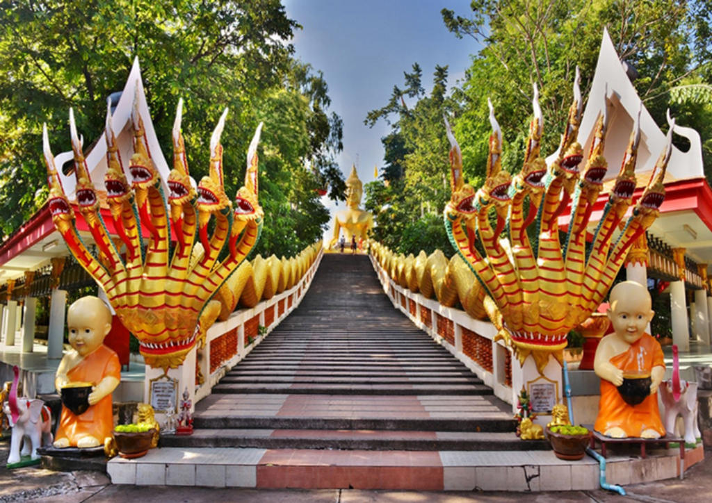 Tour Phật giáo: Chiêm bái 9 ngôi chùa lớn nhất ở Thái Lan